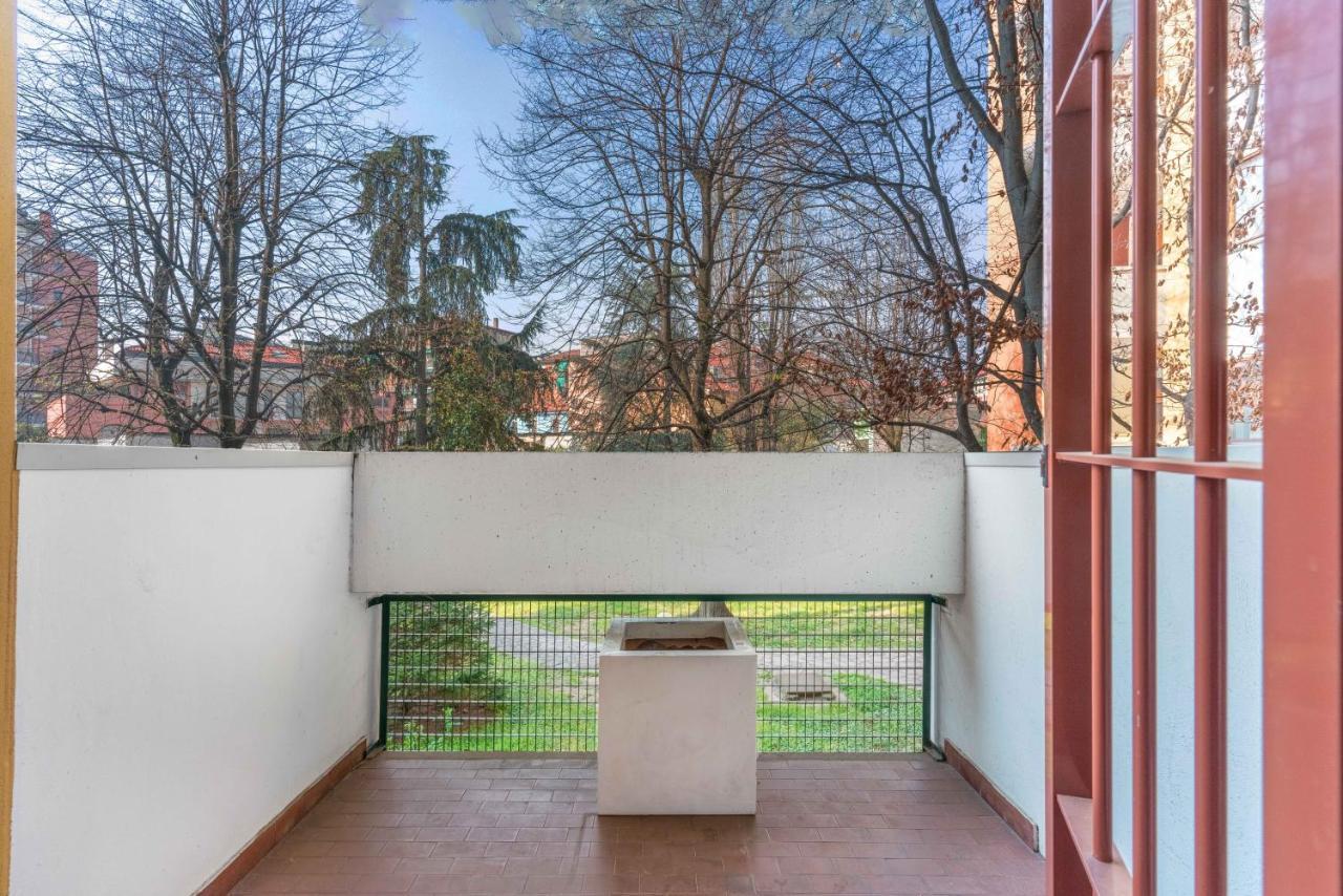 Soggiorno Incantevole In Zona Navigli Милан Экстерьер фото
